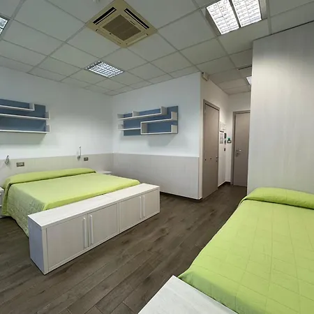 Otel Campus Circuito 71 - Casa Per Ferie Pescara